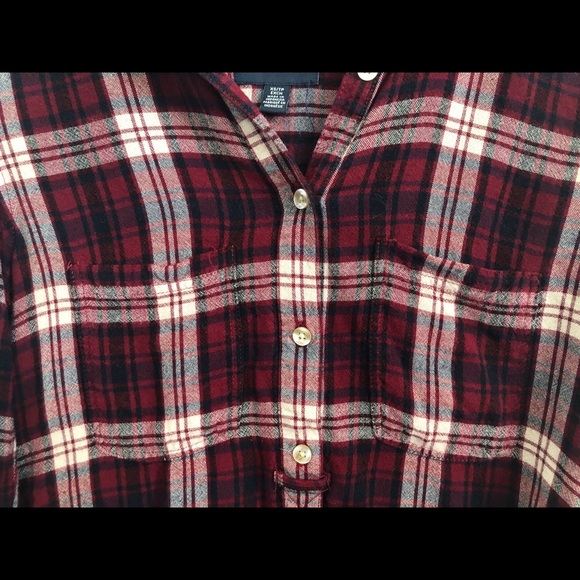 Oversized plaid quarter-button up - Picture 4 of 5